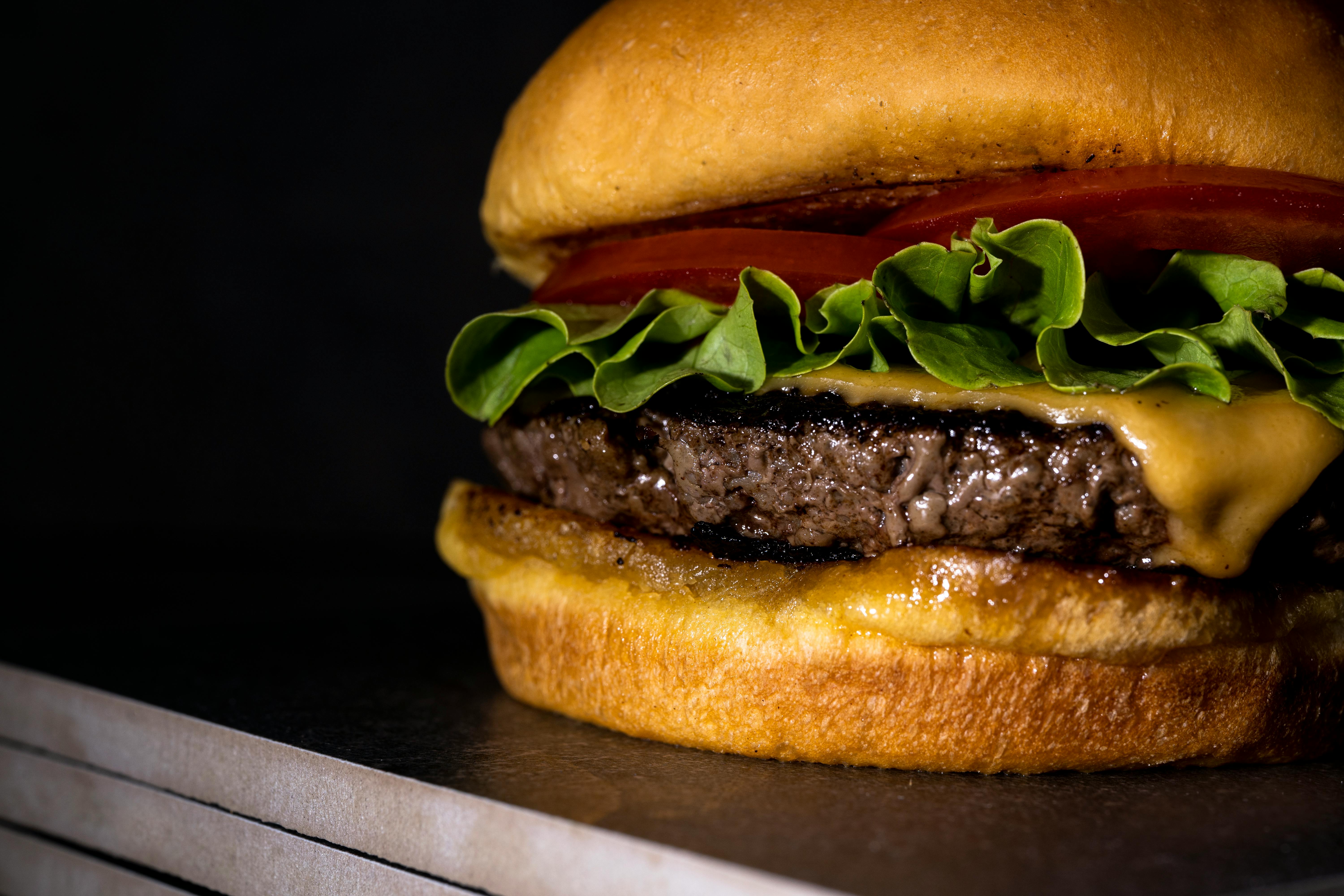 Halal Wagyu Burger Asakusa Tokyo - ハラール和牛バーガー